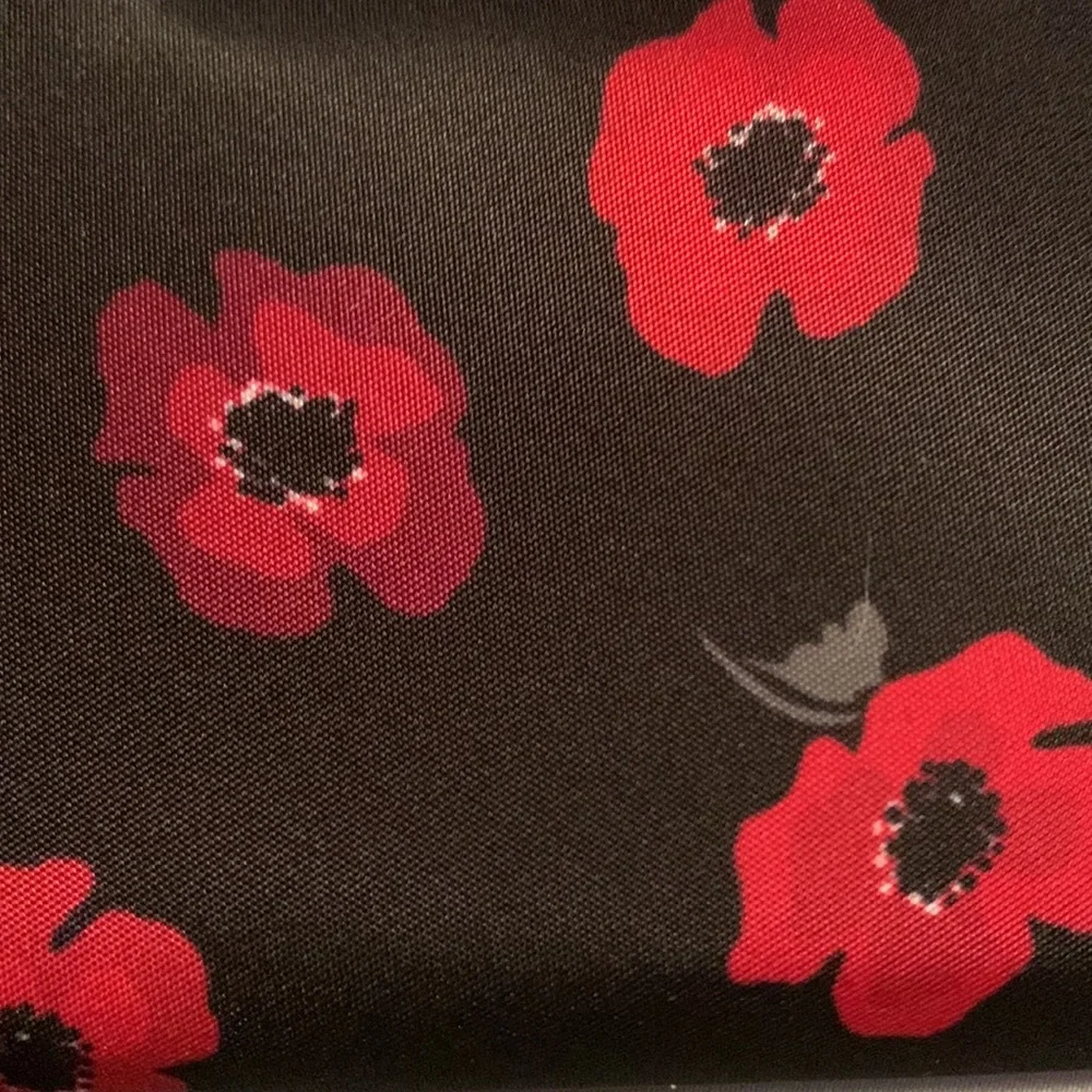 Kate Spade Black and Red Floral Wallet - Picture 8 of 8